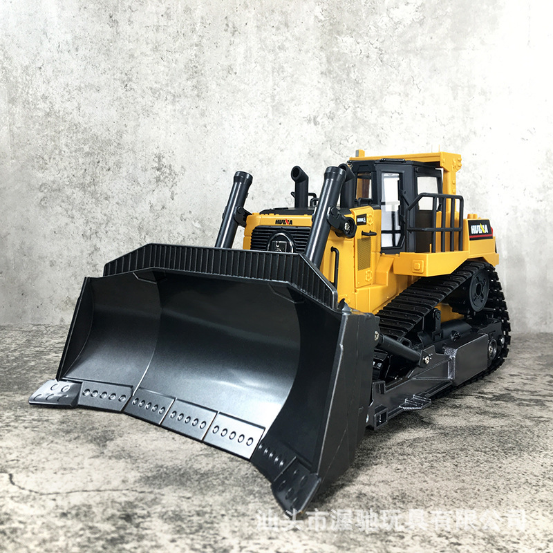 Home Automation Tutorial - Huina Remote Control Tracked Bulldozer 1
